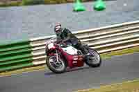 Vintage-motorcycle-club;eventdigitalimages;mallory-park;mallory-park-trackday-photographs;no-limits-trackdays;peter-wileman-photography;trackday-digital-images;trackday-photos;vmcc-festival-1000-bikes-photographs